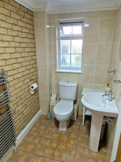 Large 4 Bedroom House On The River Wensum Sleeps 13 نورويش المظهر الخارجي الصورة