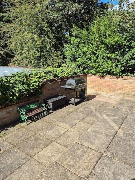 Large 4 Bedroom House On The River Wensum Sleeps 13 نورويش المظهر الخارجي الصورة